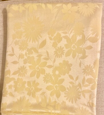Celebrate Easter Oblong Fabric Tablecloth Pastel Spring Flower Garden Yellow