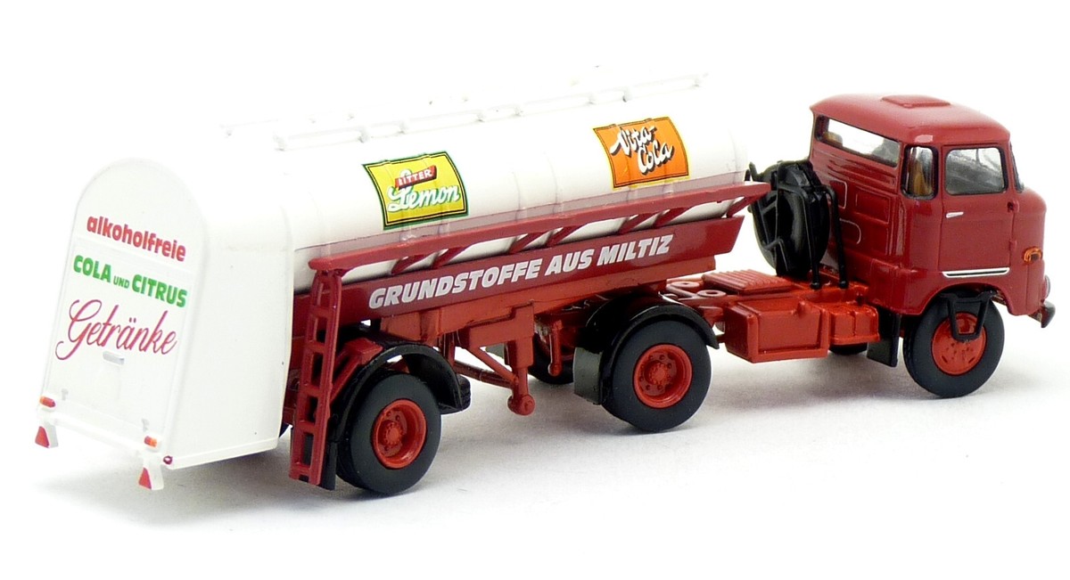 Brekina 71202 IFA W 50 PP-SZ (dunkelorange/schwarz - Foto 5