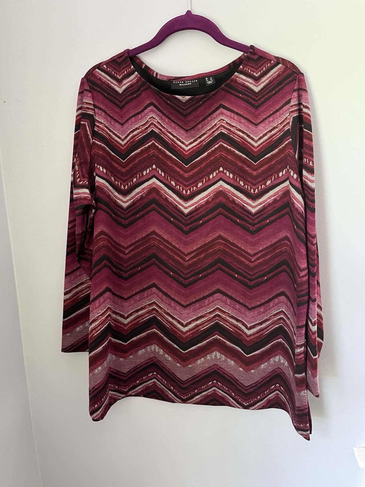 Susan Graver Weekend Women's Top Multicolor Chevron Long Sleeve Size L Stretch