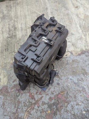 FORD MONDEO MK5 2.0TDCI SICHERUNGSRELAISKASTEN KOMPLETT FG9T14A067EB 2015