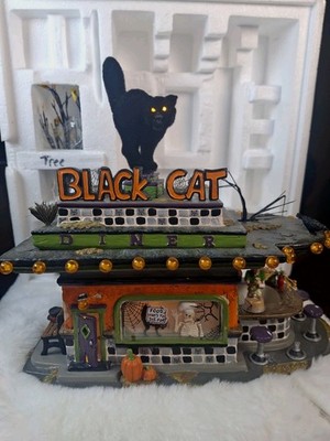 Department 56 Snow Village Halloween Black Cat Diner 55319 Rare Retired Works