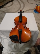 1990 Suzuki Violin Model 220 4/4 With Bow