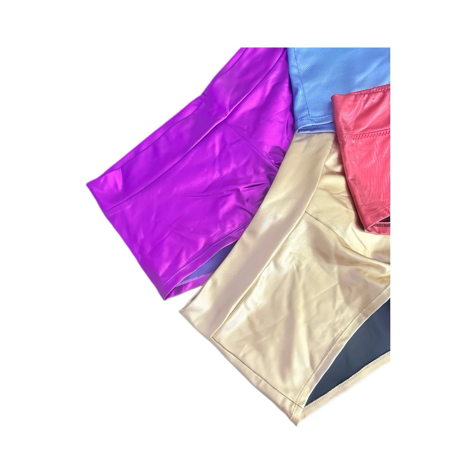 Pantalones cortos metálicos Rave Booty, ¡paquete de 4! Púrpura, azul, dorado, rojo. Talla M Foto 3 de 4