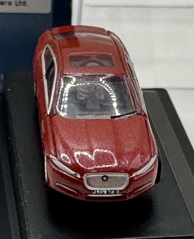 牛津 N 比例 JAGUAR XF RHD 卡内利红色 1/148 压铸模型汽车 NXF001 — 第 4/4 张图片