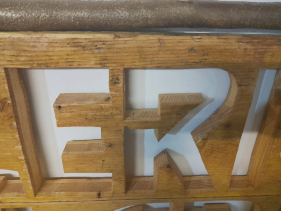 Eric Clapton INSEGNA LEGNO FATTA A MANO Serie Rock 09 - Immagine 4 di 4