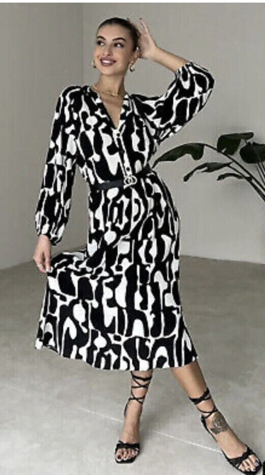 NEW ZARA PRINTED MIDI DRESS BLACK/WHITE 4437/258 Size XS | eBay NEW ZARA PRINTED MIDI DRESS BLACK/WHITE 4437/258 Size XS | eBay