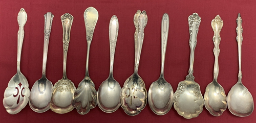30 Pc Antique to Vintage Silverplated SUGAR SPOONS SHELLS SIFTERS SHOVELS Mix - Picture 3 of 9
