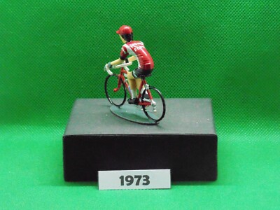 ANCIEN CYCLISTE PERSONNAGE tour de france COFALU 8 cyclistes NON OUVERT