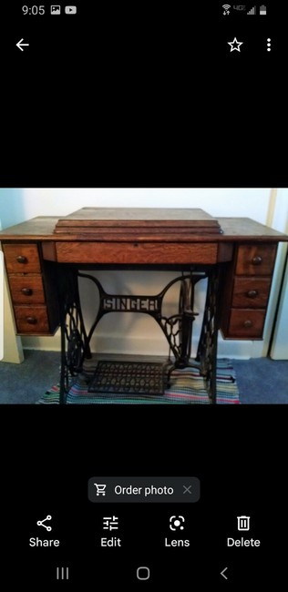 Vintage Singer Treadle Sewing Machine built in cabinet