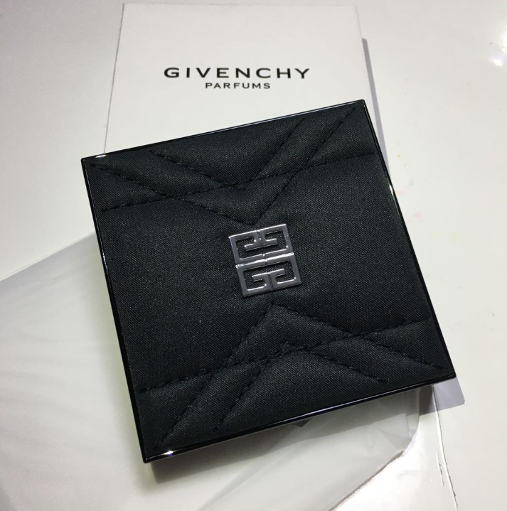 GIVENCHY PERFUMES Black Pocket Mirror Hand Mirror Novelty GIVENCHY PERFUMES Black Pocket Mirror Hand Mirror Novelty