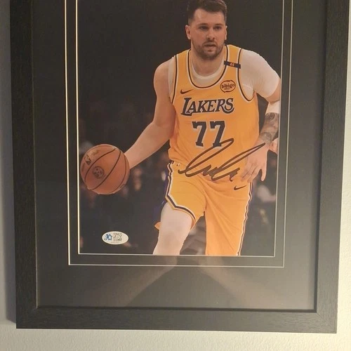 Luka Doncic Lakers Autographed 8X10 Photo 5 Star Authenticated framed 11X14