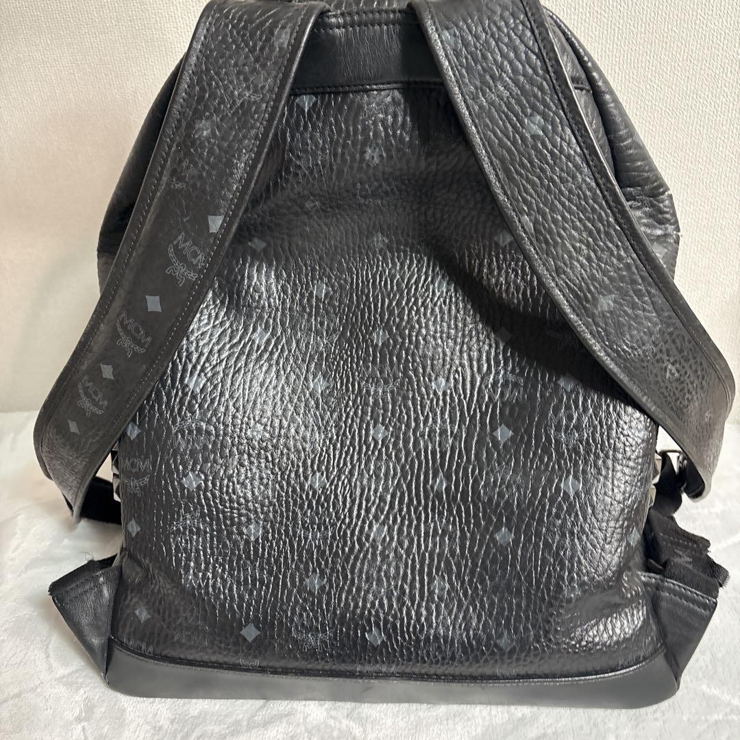 Large capacity MCM Side Stud Backpack Black L Lar… - image 6