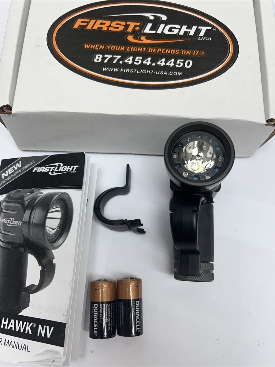 Tomahawk NV Tactical Lightファーストライト製トマホーク TOMAHAWK NV Tactical Flashlight - First-Light USA