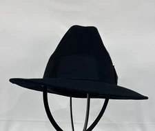 Capas Untouchable 100%Wool Black Fedora Hat Feather & Grosgrain Ribbon Accent