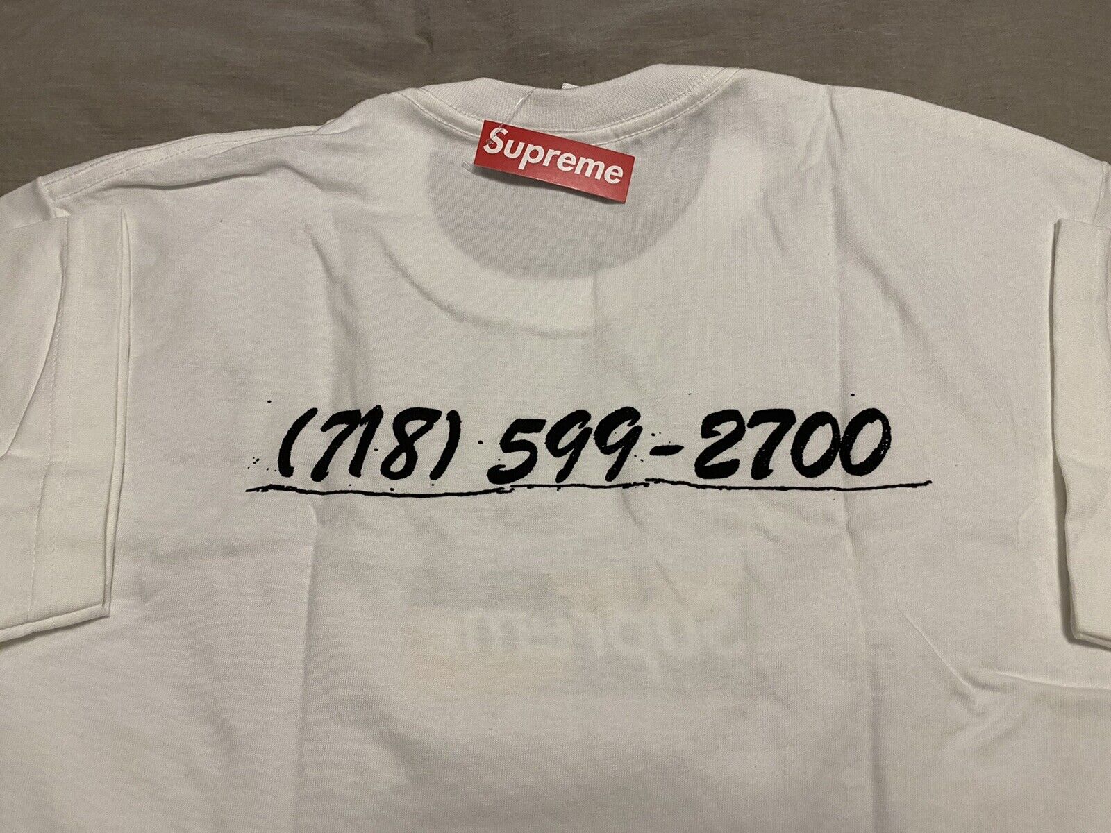 supreme black on black friends & family box logo tee shirt size xl