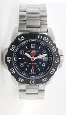 Auth. Luminox 3250 Men’s 200m Dark Navy Dial Black Bezel Auto Wrist Watch
