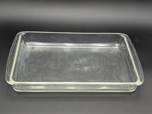 VTG PYREX # 233 Clear Borosilicate Glass Lasagna Dish 13.5x8.75x1.75 Handles