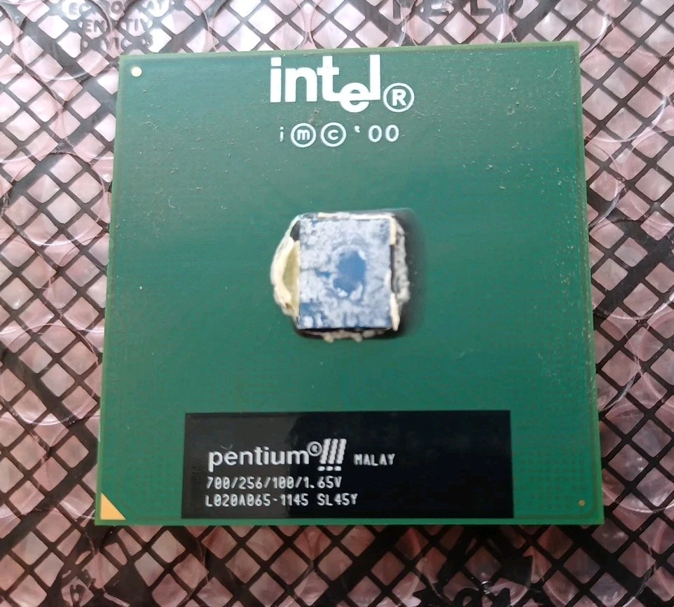 Pentium III Computer Processors 700 MHz Bus Speed for sale | eBay
