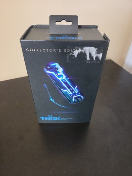 Disney Tron Edición Coleccionista Control de Nintendo Wii 9097/20000 Completo con Caja