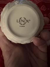 Lenox Embossed Ivory Porcelain Bud Vase – 24K Gold Trim – Vintage USA