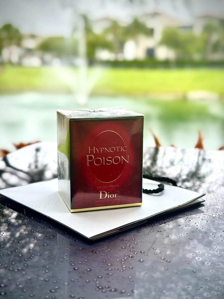 Christian Dior Hypnotic Poison 3,4 fl oz Eau De Parfum Feminino - Imagem 3 de 4