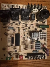  Rheem Furnace Circuit Board Pt# 62-24140-04  10 28-83-9282B