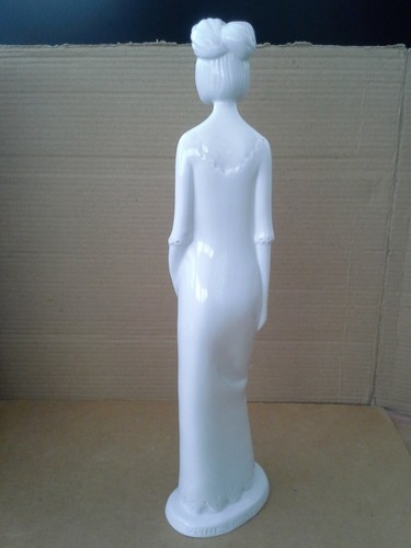 Vintage. Spode Bone China Figurine Henrietta by Pauline Shone 10.75" Tall. VGC - Picture 8 of 12