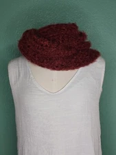 New Handmade Crocheted Soft Fuzzy Loop Infinity Neck Scarf Cowl Shaw   Burgundy