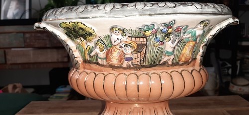 Alcobaca Portugal Angel Cherub Fruit Bowl Capodimonte Colorful - Picture 8 of 9