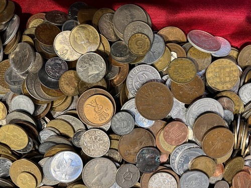 mw2 - Lot of 1 Pound World - Foreign Coins - Unsearched -Free Shipping ! - Picture 6 of 8