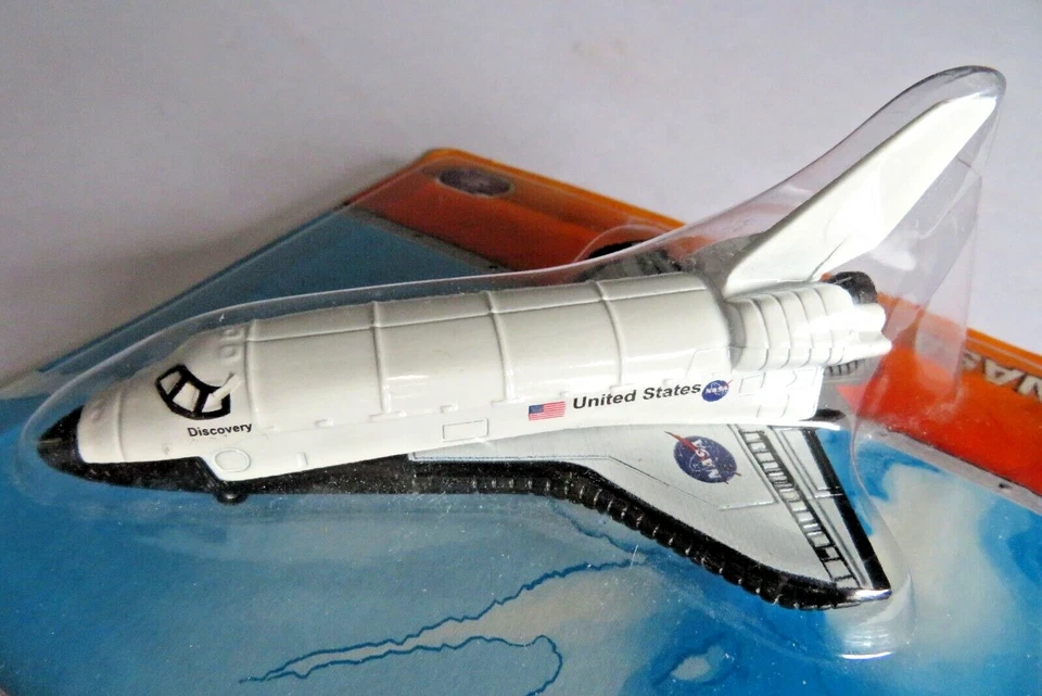 2011 Space Shuttle Discovery® Matchbox® Sky Busters Missions NEW SEALED - Image 3 of 4