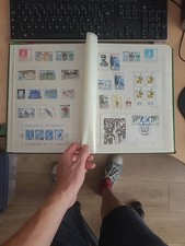 timbre Neuf De MONACO Et Fdc Et Coin Date sur 2 pages d'album