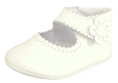 DE OSU-Spain -Baby Girls Ivory Patent Leather Dress Crib Shoes -European-Sz 0-4