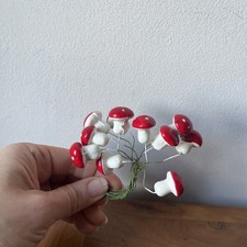 10 CUTE TOADSTOOLS Wire Stem CRAFT XMAS Decoration Wreath Wired Pick MUSHROOMS