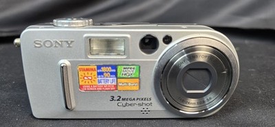 Sony Cyber-shot DSC-P7 3.2MP Digital Camera - Silver