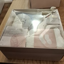 TILZ COLLECTION Hot water bottle socks mug  hot chocolate gift set