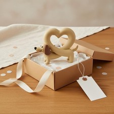 Dachshund mit Herz s&uuml;&szlig; Dackelfigur originell f&uuml;r Schreibtisch