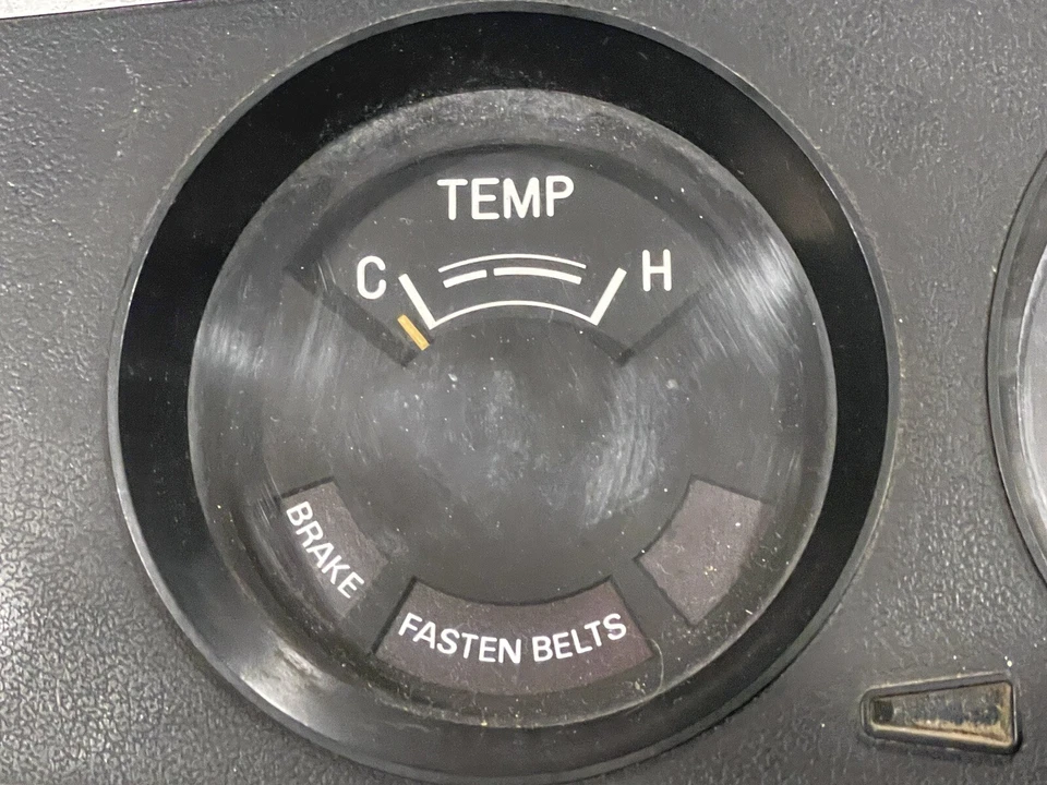 Chevrolet Luv 1973 1974 1975 1976 cuadro de instrumentos 59 k millas 83110-337-0 fabricante de equipos originales🟠 Foto 3 de 4