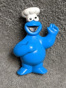cookie monster plastic toy