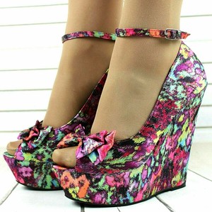 Nuevo Para mujeres Damas Rosa Cuña Sandalias De Plataforma Correa De  Tobillo Moda Zapatos Talla | eBay