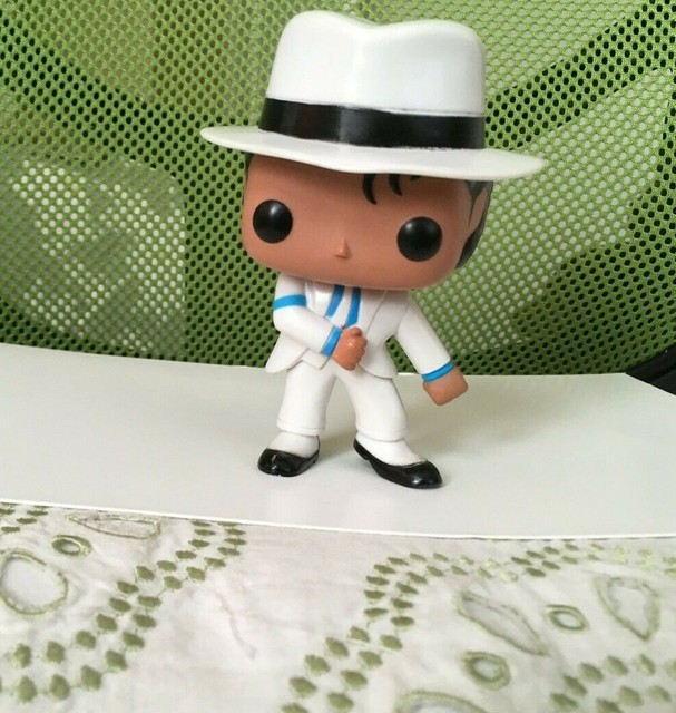 FUNKO POP MICHAEL JACKSON SMOOTH-CRIMINAL VINYL DOLL