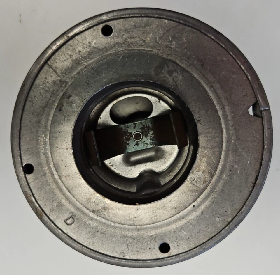 DeSoto Chrysler V8 1951-1953 cárter aceite filtro de aire tapa respirador 1329351 nuevo de lote original Foto 4 de 4