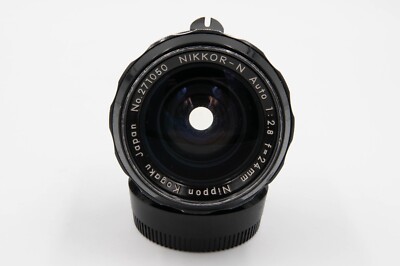 Nikon Nikkor-Q Nippon Kogaku 135mm f2.8 Non-AI portrait lens, clean