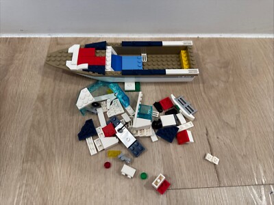 LEGO City (60221) Diving Yacht Scuba Explorer, incomplete No Manual, No Box.