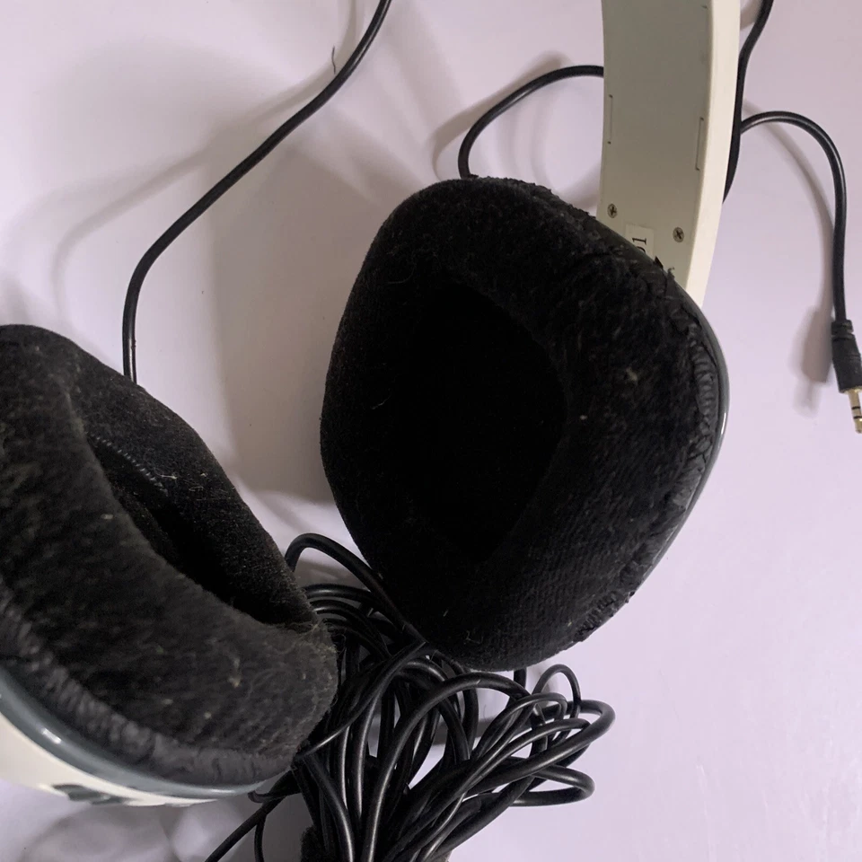 Plantronics Gamecom X40 Headset Headphones with microphone - Image 3 of 4