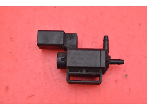 AUDI A8 D4 4H Vakuumventil 037906283C 2011 33771067