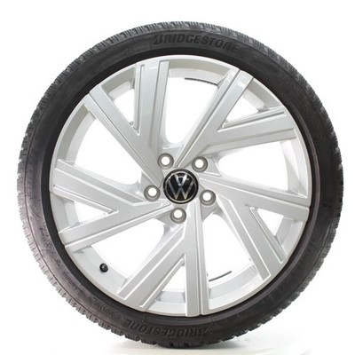 VW Golf 8 VIII CD1 Winterräder Bergamo Bridgestone 225/40R18 DOT25 5H0601025AB