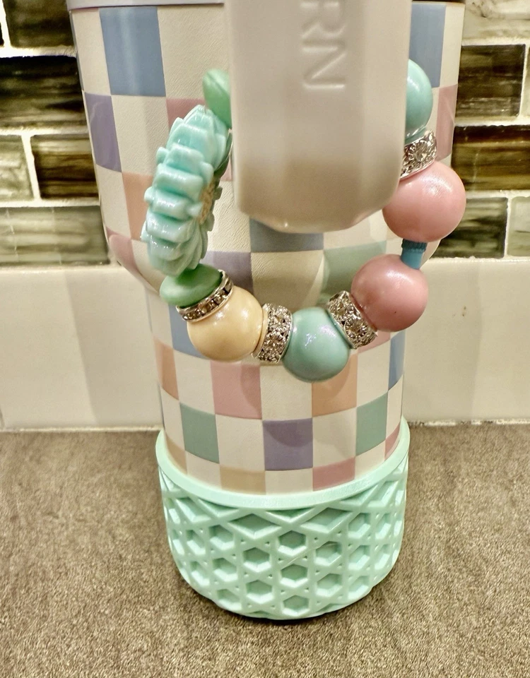 HTF, Simple Modern 40oz Trek Pastel Checkered, Limited Edition. Mothers Day 2025 - Image 4 of 4