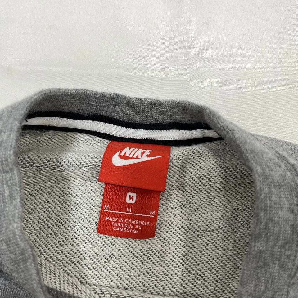 Sudadera con capucha de fútbol Nike de la Selección Nacional de Inglaterra 3 Leones para hombre talla mediana Foto 3 de 4