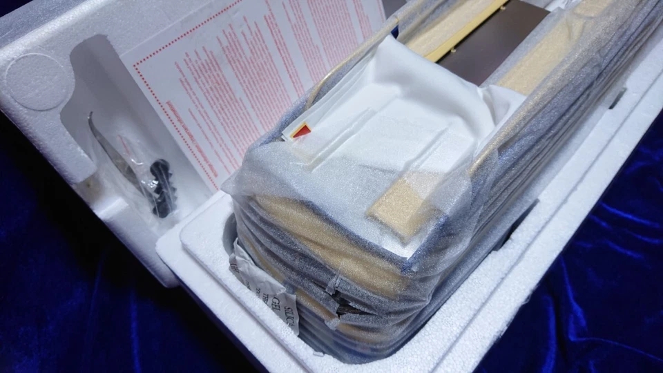 Top Mint CMC 1/18 Maserati Racing Transporter Fiat 642 RN2 1957 Rare JAPAN - Image 2 of 4